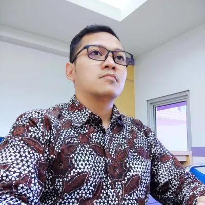 Adam Prayogo Kuncoro M.Kom.